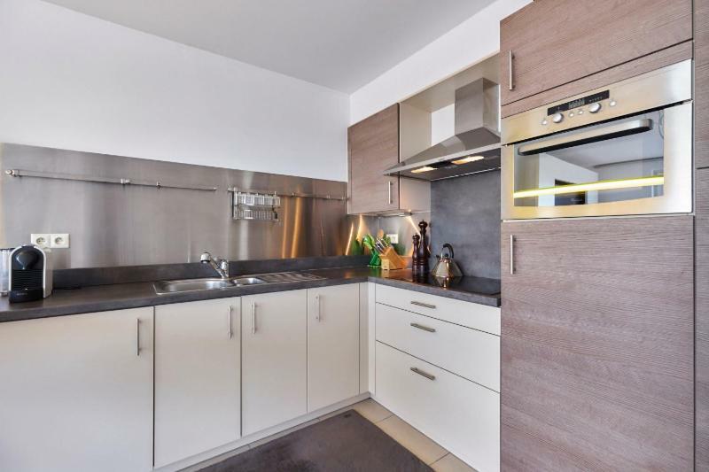 Apartamento Penthouse Bij Leopoldpark Ostende Exterior foto